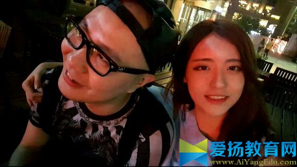 刘杀鸡离婚 鸡哥个人资料 30多岁 坐过牢 离过婚 还有个女儿 该不该有爱~