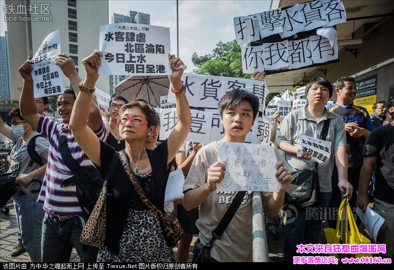 香港为什么会围堵内地旅客，导致香港零售业崩溃！