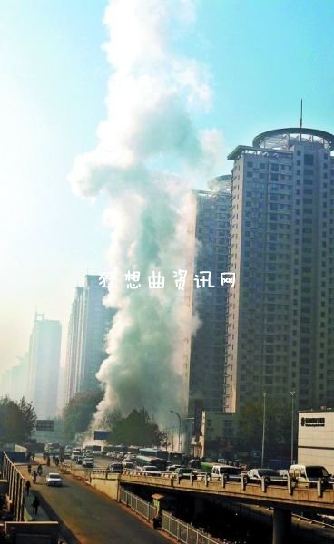 郑州热力管道爆裂事故图片：郑州热力管道爆裂原因揭秘