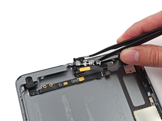 Retina iPad mini详尽拆解：大量胶水难以修复