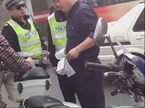 交警开百万豪车写罚单，交警违规执法引愤民众！