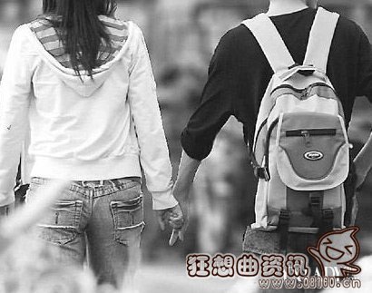 女大学生公厕产下男婴，如何处理早恋大盘点