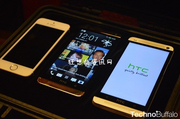 黄金版HTC One亮相英国百货公司：售价高达2.7万元