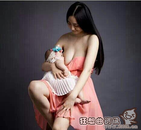 56岁辣妈闹市哺乳，56名辣妈哺乳快闪