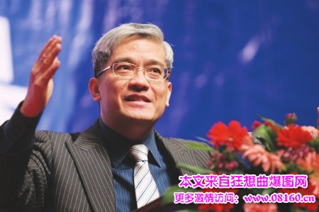 郎咸平谈中国房价经济，经济学家郎咸平2014房价