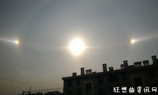 内蒙古赤峰为什么出现三个太阳视频三个太阳形成原因