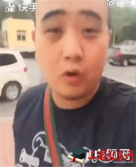 王宝强铁杆粉丝组团抓宋喆视频 快手直播抓宋喆马蓉id微博介绍