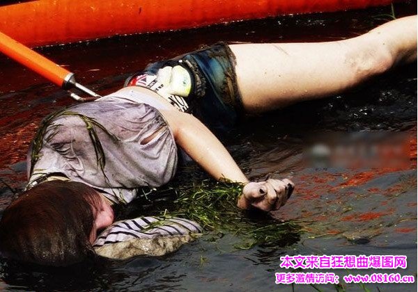 打捞溺水女人现场视频，打捞溺水身亡美女图片