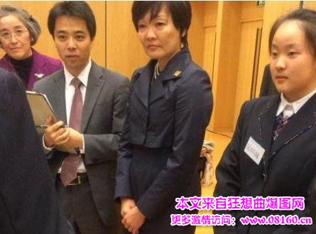 安倍老婆突访中国使馆，日本80后女性讨厌安倍