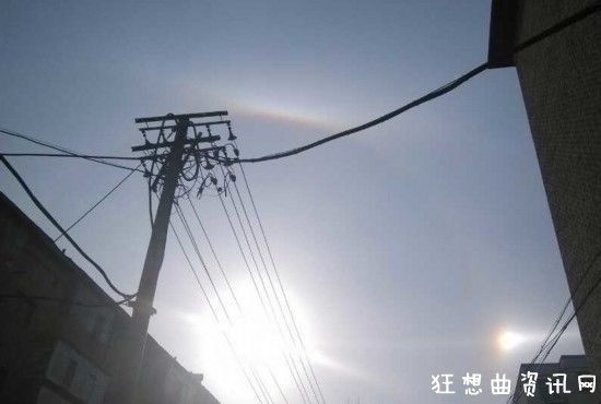 内蒙古赤峰为什么出现三个太阳视频三个太阳形成原因