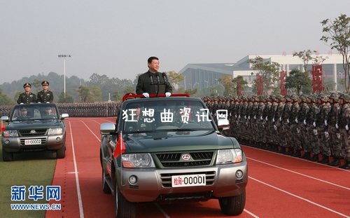 习主席视察国防科大检阅车是什么牌子的