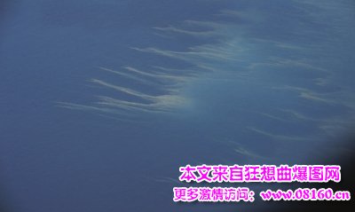 越南海域发现疑似舱门 图，马六甲海域疑似发现碎片群