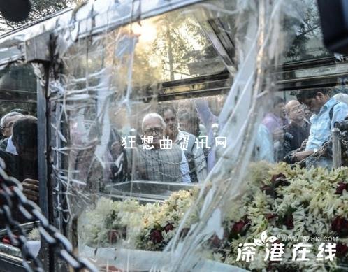 印度少女两度遭轮奸后被烧死 数百人游行抗议（图）