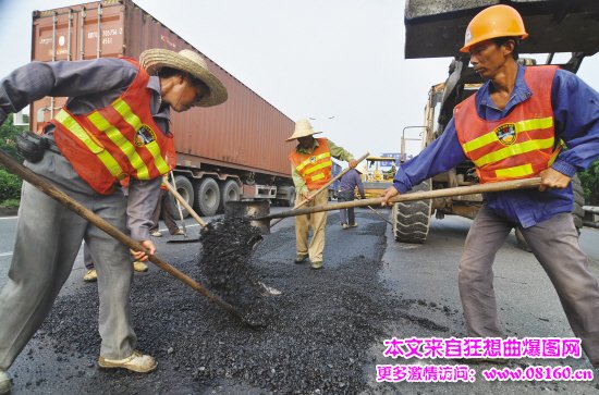 政府村民集资修路，河南沈丘最新新闻