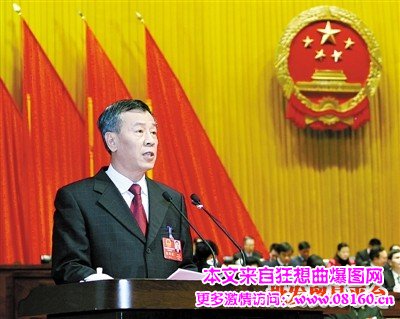 人大主任和市长谁官大，县人大常委会主任级别