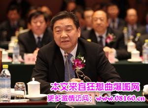 建行行长张建国简历，发言曾引李总理大笑