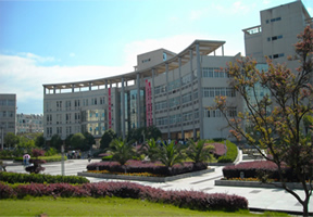 三峡大学科技学院