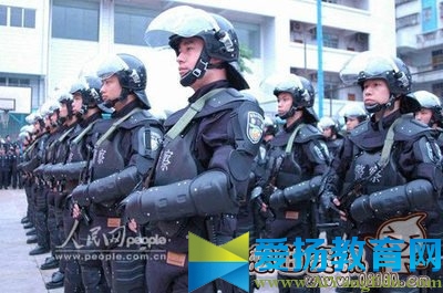 公安特警队的待遇和前途如何，特警的工作职责是什么