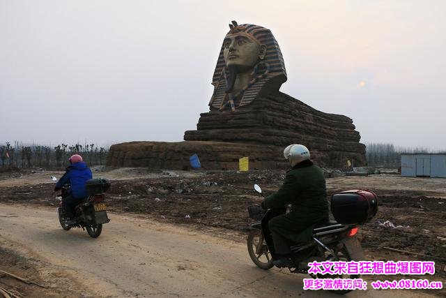 安徽滁州：山寨版“狮身人面像”成旅游热点