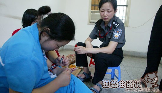 女死刑犯枪决前的一些准备，枪决女死刑犯人全过程视频