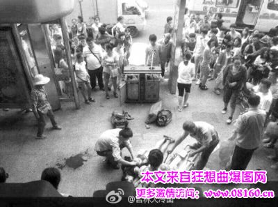 延吉男子商场砍人，谎称快递入室抢劫