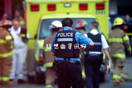 瞬间守寡：男子婚后7小时遇车祸死亡 出其不意攻其不备