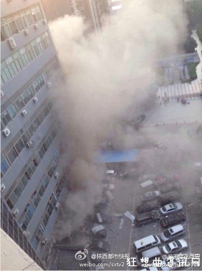 西安火炬路与星光路工业园内爆炸事件图片都市快报现场报道