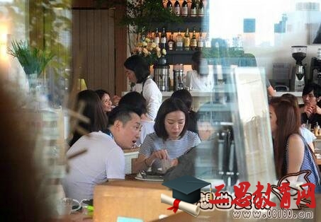 哈林庾澄庆的现任老婆是谁？哈林女友张嘉欣图片曝光